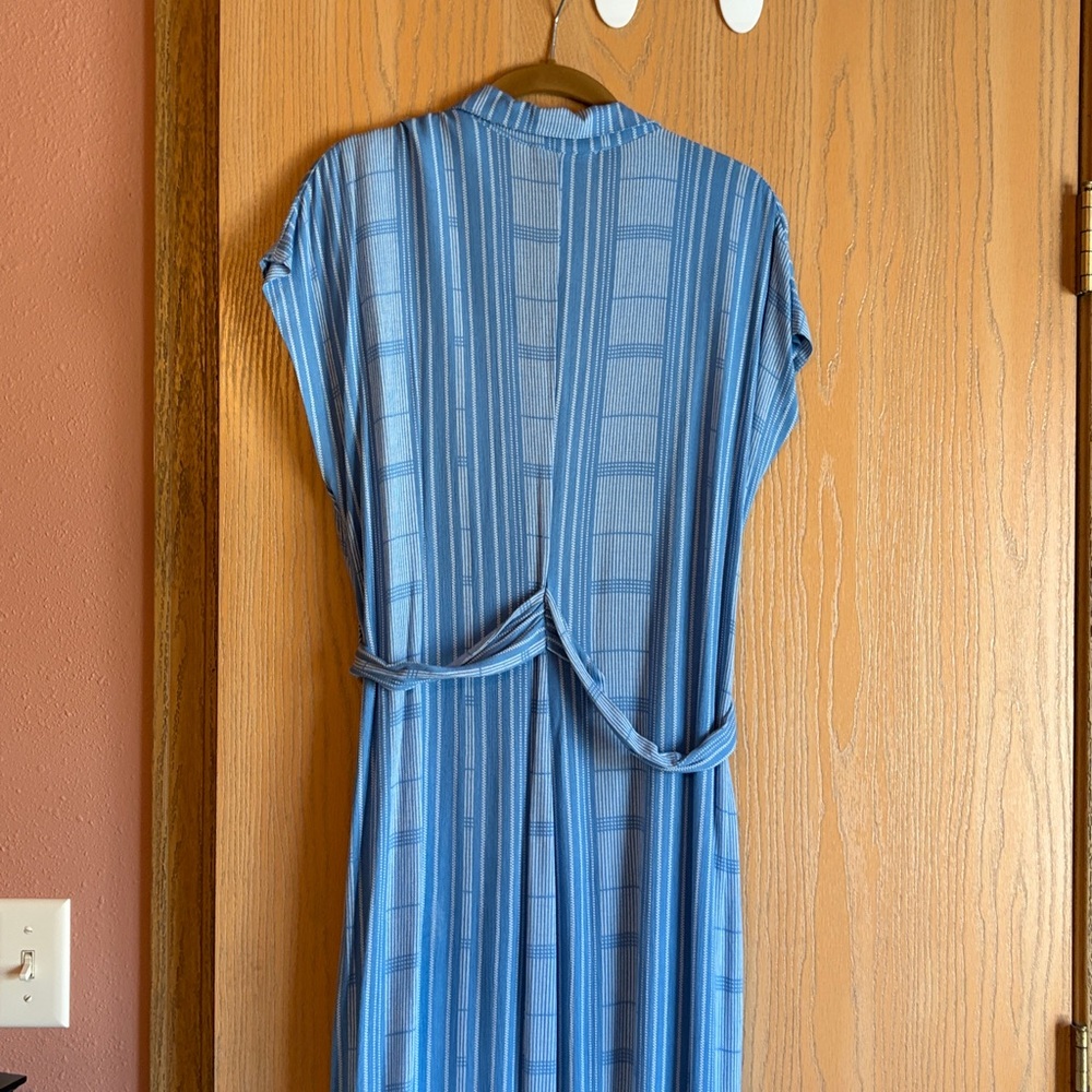 Lush maxi dress, women’s large - Picture 8 of 10